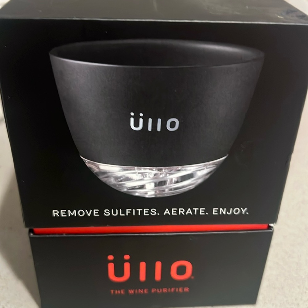 Ullo wine purifier